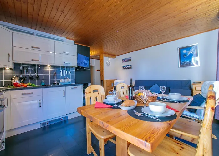 Apartment De Lognan- Les Jorasses 26 - Happy